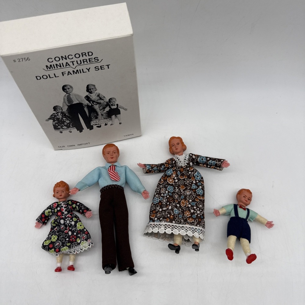 Vintage Concord Miniatures Doll Family Set #2756 -- 4 Piece w/ Original Box